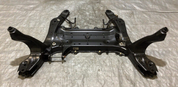 2016-2019 Mini Cooper S F54 Clubman Front subframe Crossmember / 47k / R3007