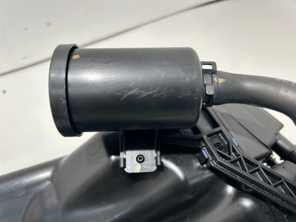 2016-2020 Audi TT Quattro Fuel Vapor Charcoal Canister / OEM / 8S0201797A / 106K T3002 - Image 4