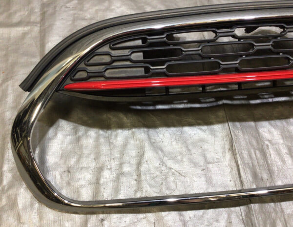 2016-2020 Mini Cooper F54 Clubman JCW Front Bumper Grille / OEM / R3008 - Image 3