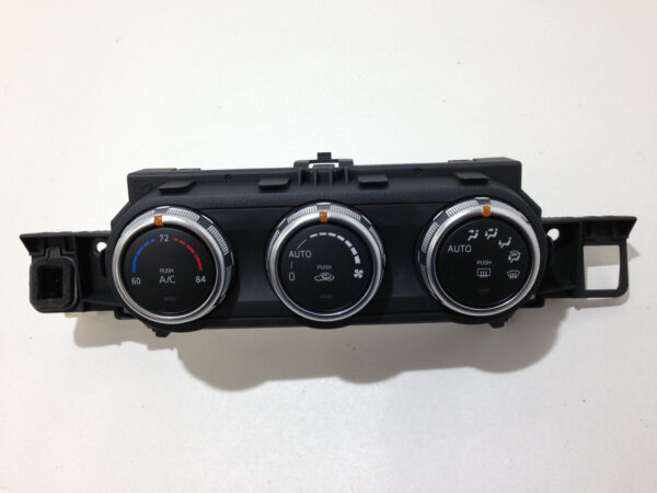 2017-2019 Fiat 124 Spider Abarth Automatic Climate Control Unit / FD002