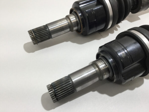 2017-2019 Fiat 124 Spider Automatic CV Axle Shafts / Pair / 5k / FD004 - Image 4