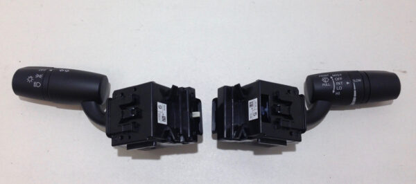 2017-2019 Fiat 124 Spider Classica Combination Switches / Levers / Pair / OEM / FD001