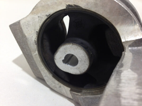 2017-2019 Fiat 124 Spider Differential Bracket / Manual / FD001 - Image 3