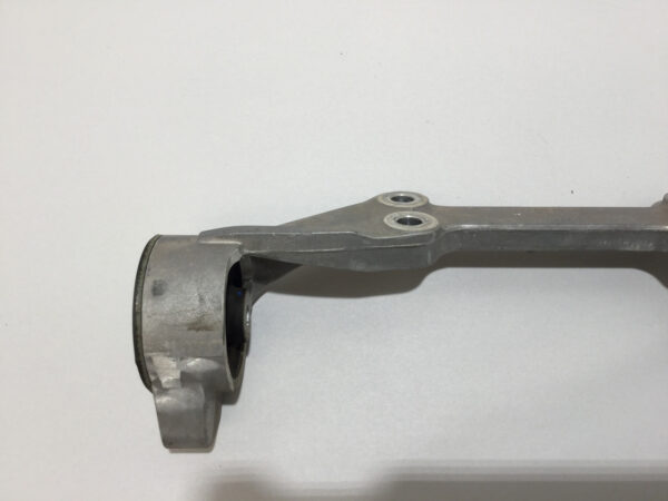 2017-2019 Fiat 124 Spider Differential Mounting Bracket / Automatic / FD004 - Image 2