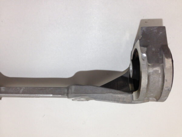 2017-2019 Fiat 124 Spider Differential Mounting Bracket / Manual / FD002 - Image 2