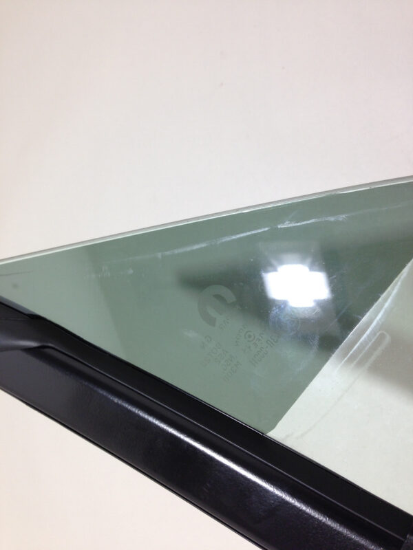 2017-2019 Fiat 124 Spider Driver Side Quarter Window Glass w/ Frame / FD002 - Image 2