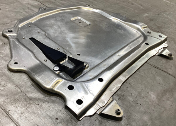 2017-2019 Fiat 124 Spider Engine Undertray Belly Pan / OEM / 68313969AA / FD019 - Image 2