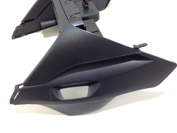 2017-2019 Fiat 124 Spider Front Center Console w/ Switches USB port / FD002 - Image 2