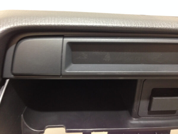 2017-2019 Fiat 124 Spider Front Center Console w/ Switches USB port / FD002 - Image 4