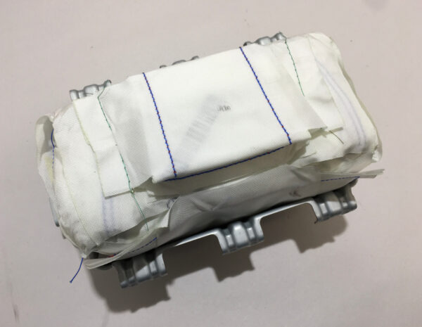 2017-2019 Fiat 124 Spider Passenger Side Airbag / Dashboard Airbag / SRS / FD005 - Image 3