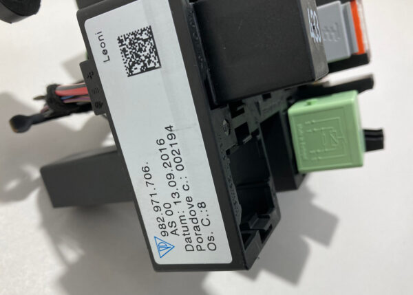 2017-2019 Porsche 718 Cayman Power Distribution Fuse Box / 982971706 / BC301 - Image 3