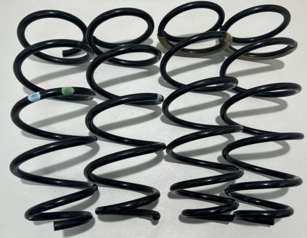 2017-2020 Fiat 124 Spider Abarth OEM Coil Springs / Set of 4 / FD017