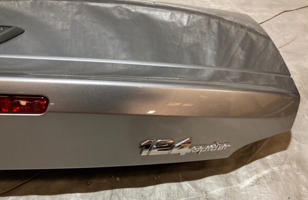 2017-2020 Fiat 124 Spider Abarth Trunk Lid w/ Spoiler / Grigio Argento FD021 - Image 4