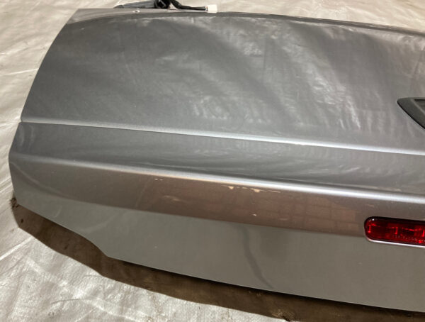2017-2020 Fiat 124 Spider Abarth Trunk Lid w/ Spoiler / Grigio Argento FD021 - Image 5