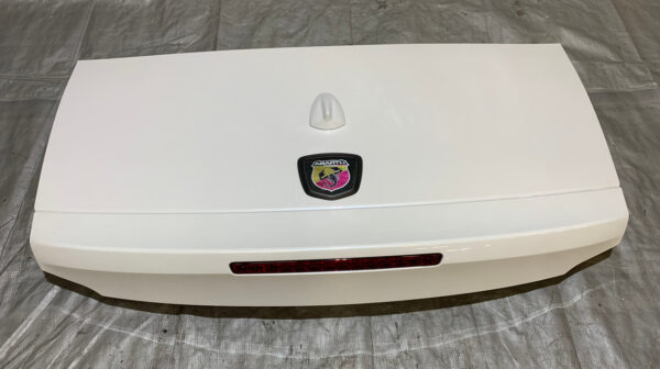 2017-2020 Fiat 124 Spider Abarth Trunk Lid w/ Spoiler / Pure White FD014