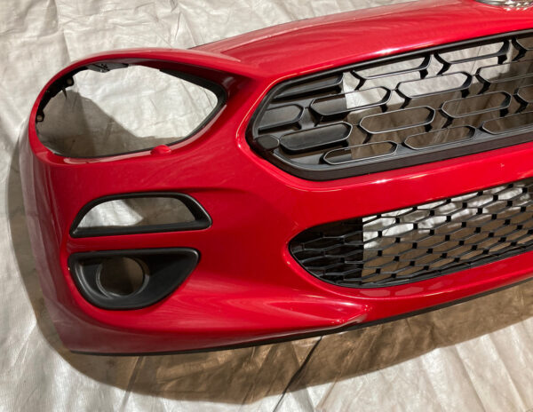2017-2020 Fiat 124 Spider Lusso Front Bumper Cover w/ Grille / Hypnotique Red FD020 - Image 3