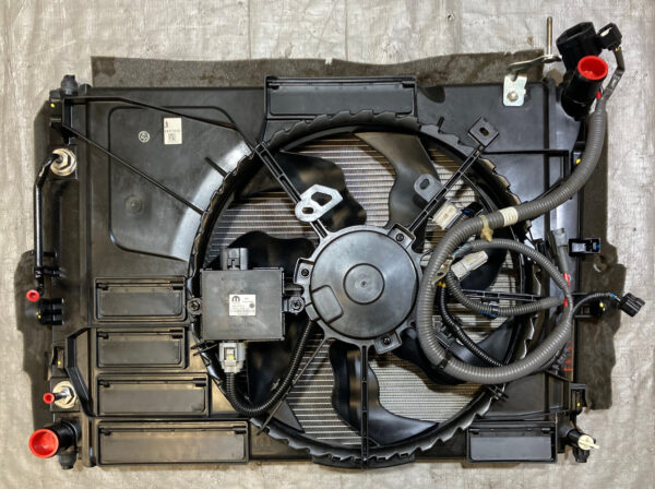 2017-2020 Fiat 124 Spider Radiator Assembly w/ Cooling Fan / Automatic / FD021
