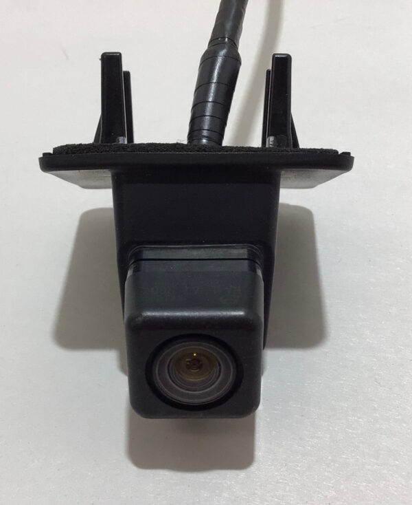 2017-2020 Fiat 124 Spider Rear View Backup Camera / OEM / KD7248RC / FD017 - Image 2