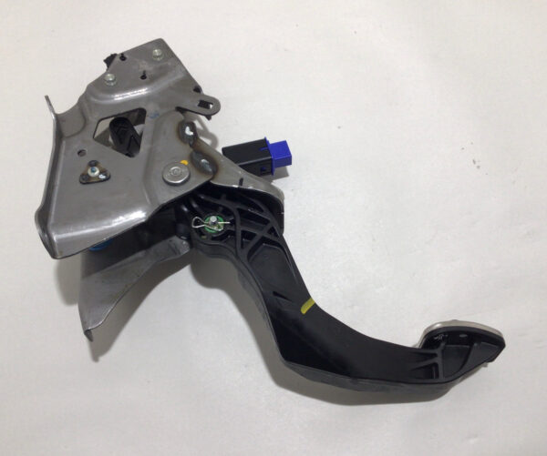 2017-2020 Honda Civic Type R FK8 Manual Pedal Assemblies / OEM / TR101 - Image 4