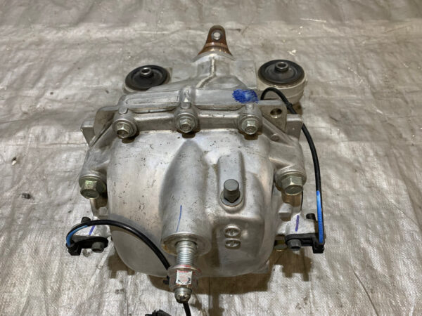 2017-2020 Infiniti Q60 RWD Differential Assembly / 47k / IQ602