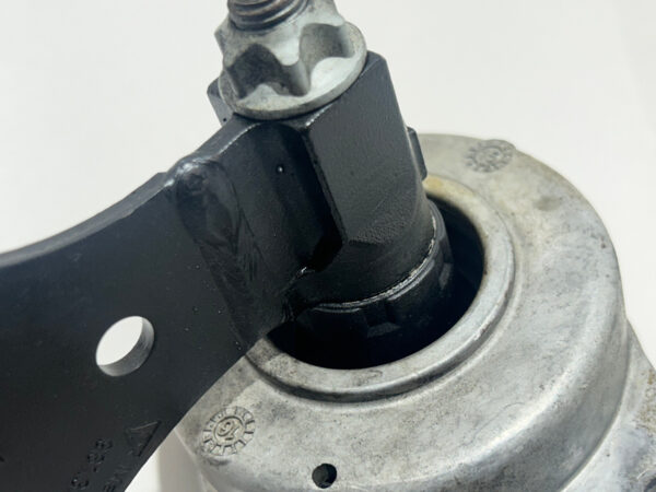 2017-2020 Porsche 718 Boxster Cayman 2.0l Transmission Mounts / Brackets / OEM / BC301 - Image 4
