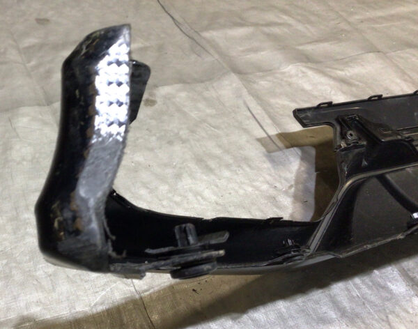 2017-2021 FK8 Honda Civic Type R Rear Bumper Spoiler / Diffuser Trim Panel / OEM / TR102 - Image 3