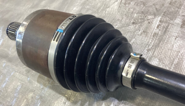 2017-2021 Honda Civic Type R FK8 OEM Driver Side CV Axle Half Shaft / 13K TR104 - Image 3