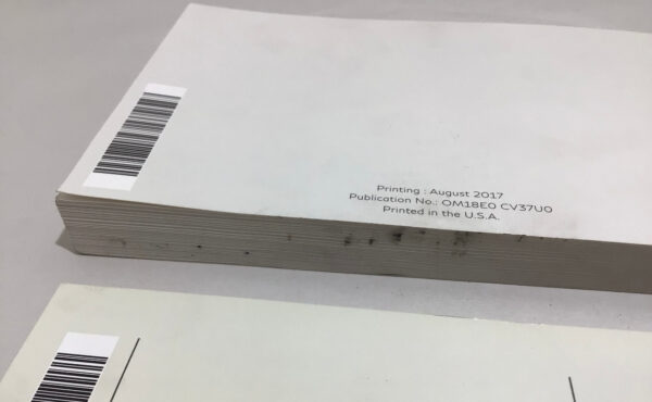 2018 Infiniti Q60 2.0T Luxe Owner's Manual w/ Case / IQ602 - Image 3