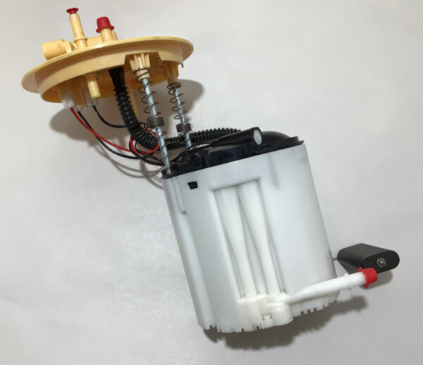 2018-2021 Jeep Wrangler JL 3.6l Fuel Pump Assembly / 52030306AD / 64K JL005 - Image 4