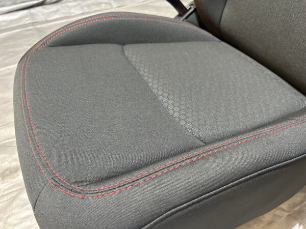 2018-2021 Jeep Wrangler JL Unlimited 4DR Rubicon Passenger Side Front Black Cloth Seat w/ Red Stitching / JL006 - Image 3