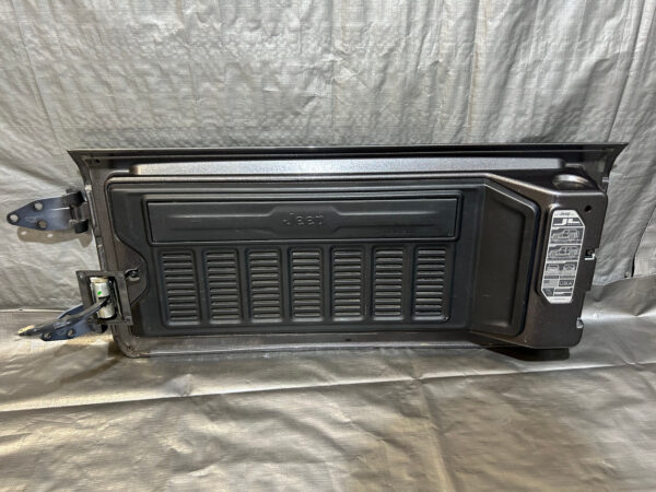 2018-2023 Jeep Wrangler JL Rear Trunk Lid / Tailgate Panel / Granite Crystal Metallic JL005 - Image 3