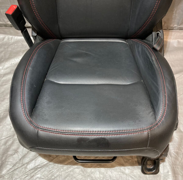 2018-2023 Jeep Wrangler JL Unlimited 4DR Rubicon Black Leather Front Seats / Red Stitching / Pair / JL008 - Image 4