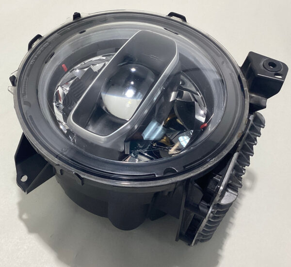 2018-2024 Jeep Wrangler JL OEM Passenger LED Headlight / JL008 - Image 2