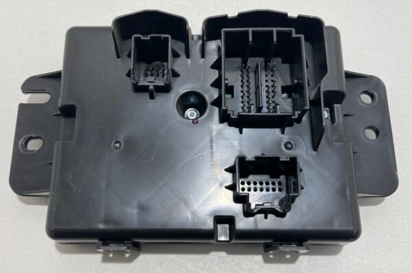2019 Jeep Wrangler JL Unlimited OEM Climate Temperate Control Module / 68398669AD / JL008 - Image 2