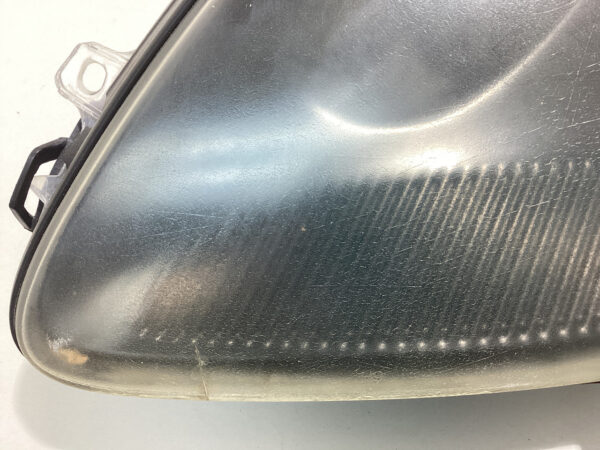 *DAMAGE* 2005-2013 Chevrolet Corvette C6 Driver Side Xenon HID Headlight / C6015 - Image 2
