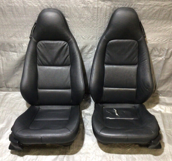 *DAMAGED* 2000-2002 BMW Z3 Roadster Front Seats / Black Classic Leather / Z3022