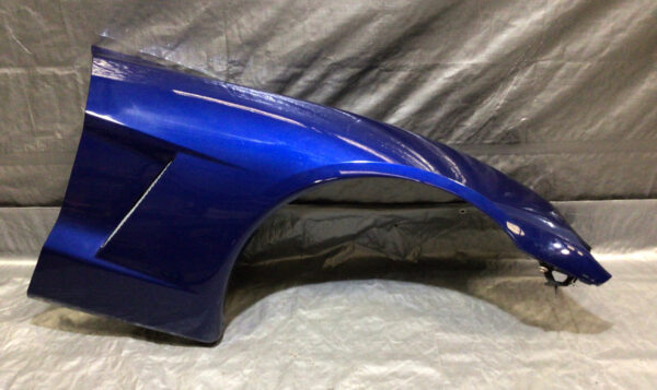 *DAMAGED* 2005-2013 Chevrolet Corvette Passenger Side Fender / OEM / C6005