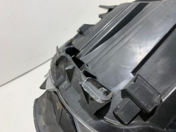 *DAMAGED* 2014-2015 Mini Cooper F56 Driver LED Headlight / OEM / R3001 - Image 4