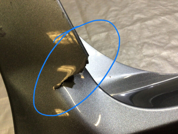 *DAMAGED* 2017-2021 FK8 Honda Civic Type R Driver Side Skirt / Rocker Molding / TR103 - Image 2