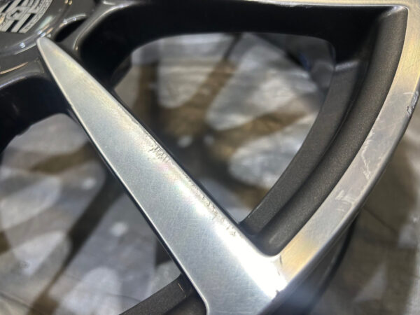 *DAMAGED* 2017-2023 Porsche 718 Boxster Cayman 20x8" Carrera Classic Front Wheel Rim / BC301 - Image 4