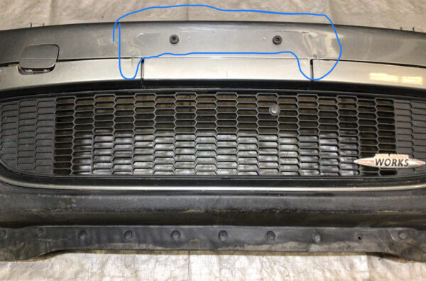 *Damaged* 2007-2010 Mini Cooper S JCW R56 Front Bumper Cover / R2021 - Image 3