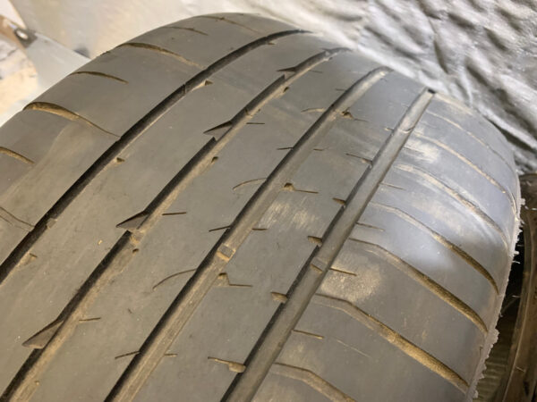 Pair of 275/35/20 GoodYear Eagle F1 Asymmetric 3 Runflat Tires / USED / 5Z008 - Image 3