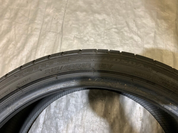 Single 215/40R18 Bridgestone Potenza RE050A RFT Runflat Tire / USED / B1003 - Image 5